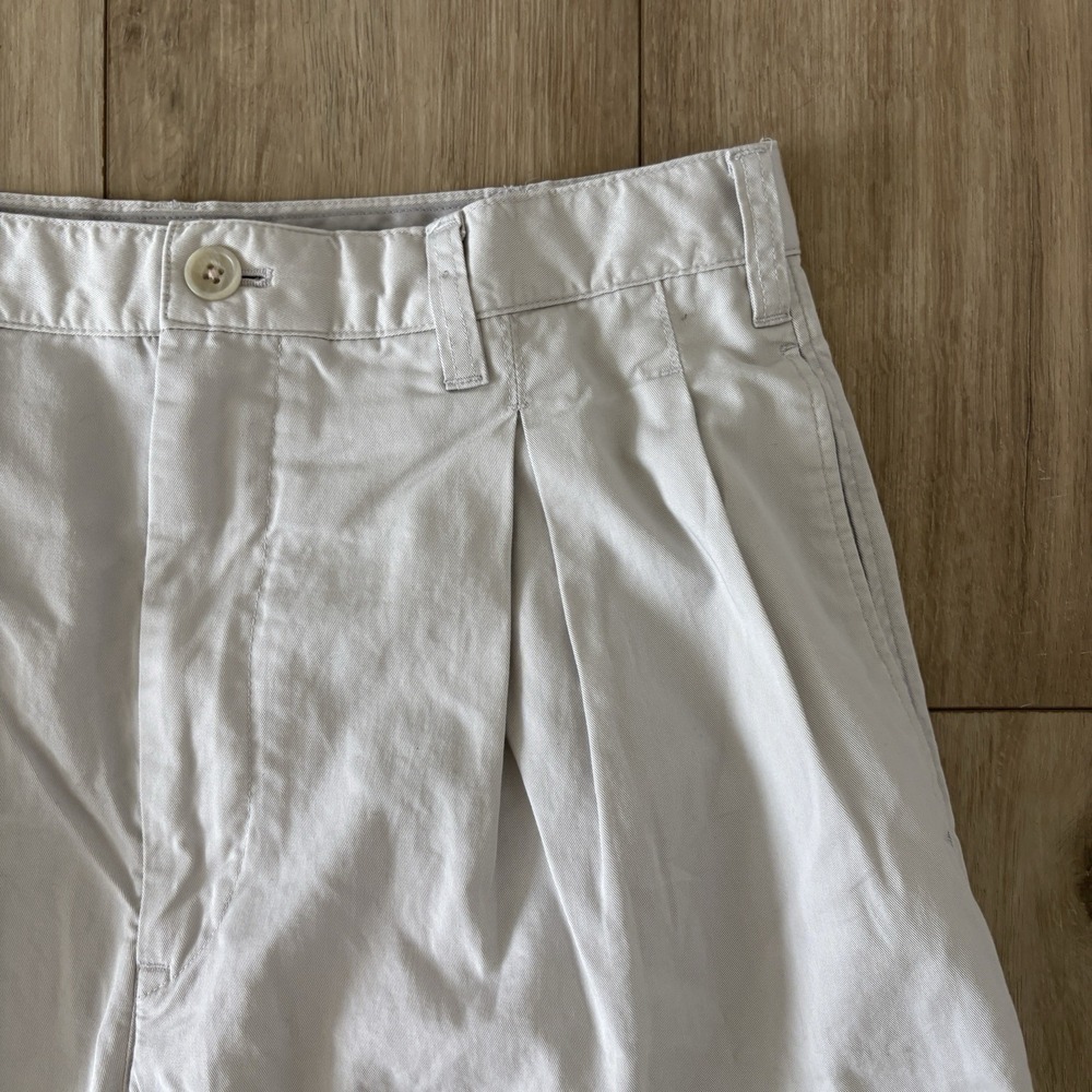 Uniqlo Mens 32 x 26 Cropped Pleated Straight Leg Pants Lightweight - Picture 2 of 10